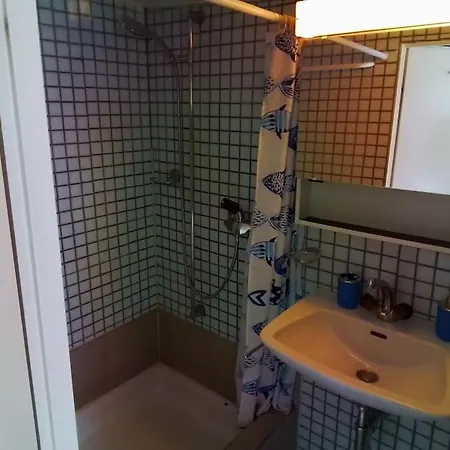 Tiny Flat *