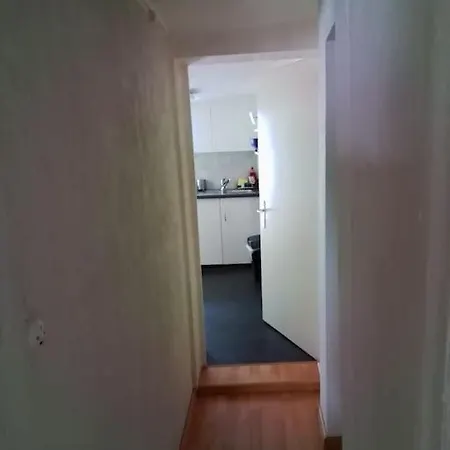 Tiny Flat *