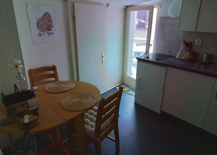 Tiny Flat Apartment *